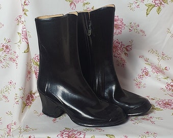 Original 1930s 1940s rain overshoes rubber galoshes Tretorn ankle booties  - UK4,5 - 1930s 1940 black rubber booties -  vintage rain boots