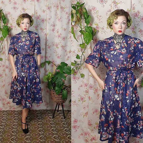 Vintage navy blue floral sheer summer v neck bell sleev swing dress- UK 14-18 - 1940s 1950s style - plus size volup see through shortsleeve