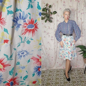 Vintage white blue red romantic floral a line cotton landgirl skirt UK 8-10 1940s 1950s style 80s does 50s a line 40s floral skirt image 1