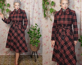 Black and red tartan swing skirt a line coat with belt - UK 8 - 10 - 1940s 1950s style -  70s does 40s wool coat - 40s plaid wool coat