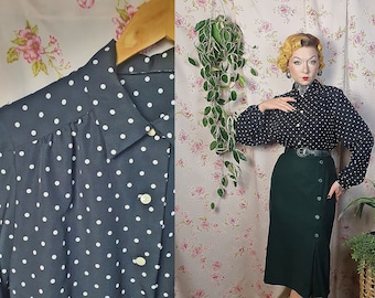 Vintage black white polka-dot longsleeve pointy collared shirt - UK10-14+ - 80s does 50s black white  top - longsleeve polka dot shirt