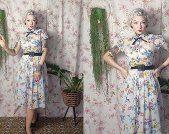 Vintage sheer white yellow red blue floral summer puffy shoulder swing dress-UK 8-10 - 1930s 1940s style - 80s does 50s peter pan collar