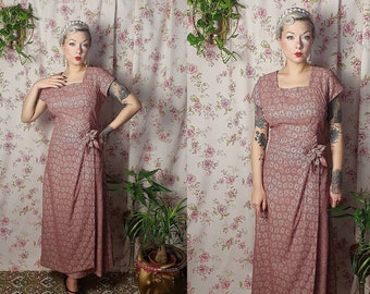 Vintage pink floral lace silver lame column shortsleeve evening dress - UK 8 - 12 - 1950s 1960s style - 60s 50s cocktail pink floral dress