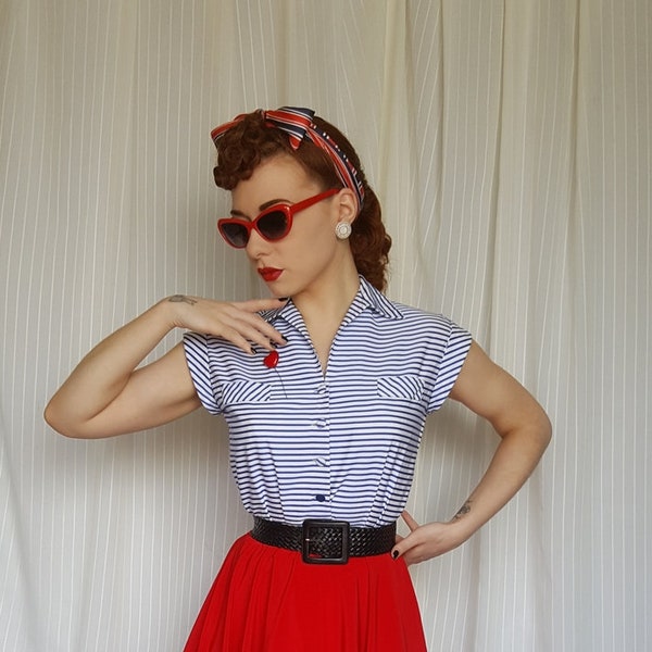 1950s style striped sleeveless shirt blouse - vintage handmade nautical style top - striped pin-up rockabilly shirt - UK 10 - 12