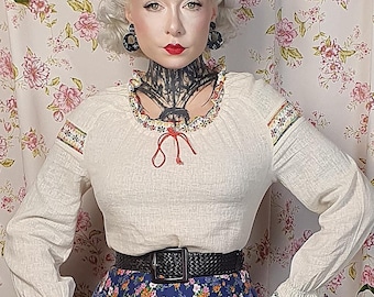 Vintage longsleeve colorful floral embroidered bishop sleeve peasant blouse- UK8 - 10 -1940s 1950s style - 80s does 40stie neck blouse