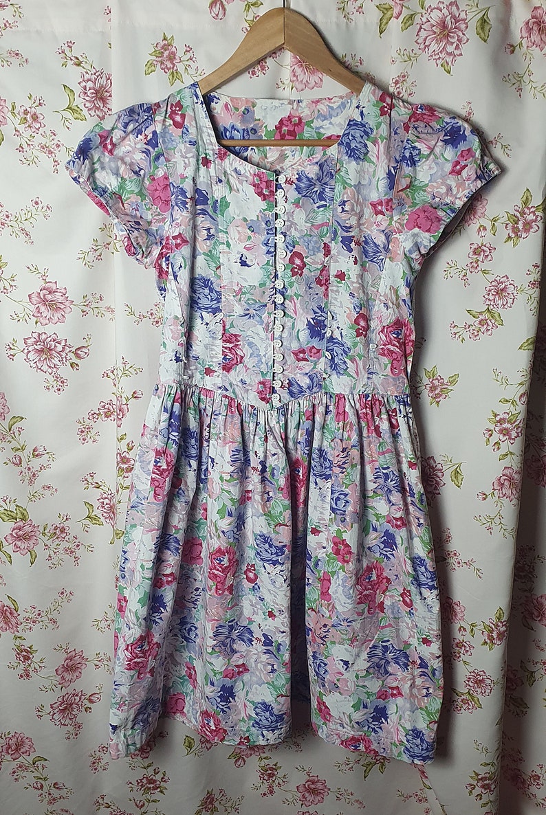 Vintage pastel pink purple romantic shabby floral puffy sleeve swing dress UK 8 12 1940s 1950s style 80s does 40s floral print dress image 8