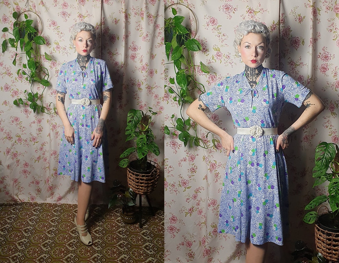 Vintage White blue floral print shirtwaister shortsleeve keyhole dress - UK8 - 12+ -1940s 1950s style - 80s does 40s 50s dress