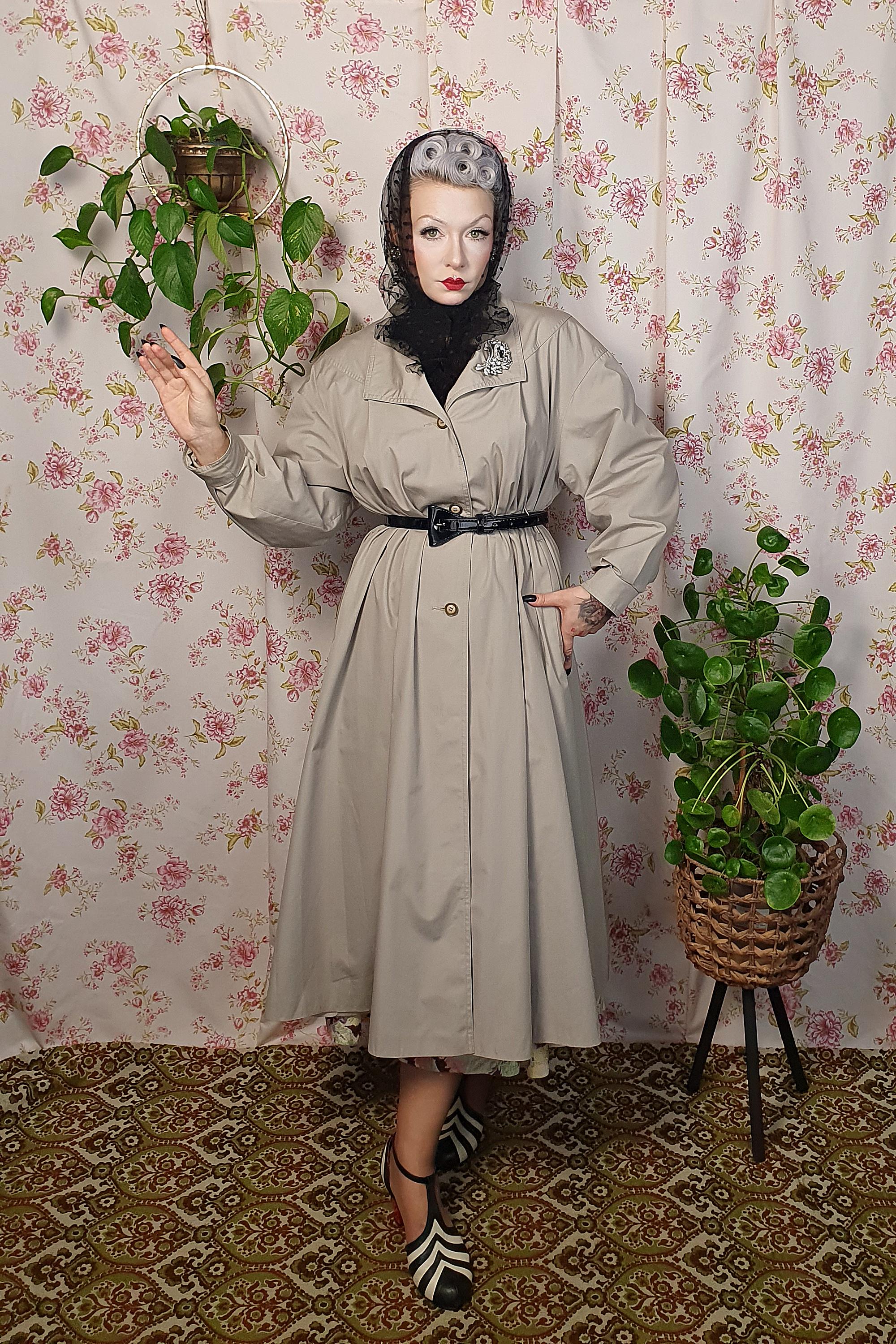 ☆Standcollar  down flared coat/BAU by Bride And You☆ BAU by Bride And You for Women | Modalova