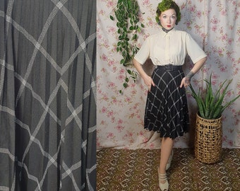 Vintage A line pleated plaid black white swing skirt - UK 6-8 - 1940s 1950s style - vintage 80s does 50s pleated tartan rayon blend skirt