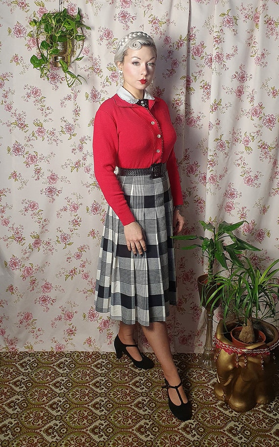 White pleated skirt adelaide cheap