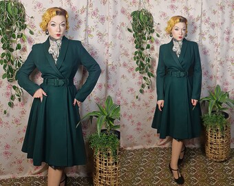 Vintage reproduction Collectif forest green swing wool blend coat with belt - UK8 -10 - 1940s 1950s style - 40s 50s pinup wool v neck coat
