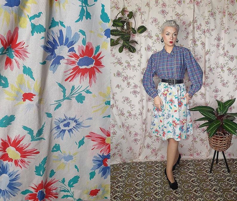 Vintage white blue red romantic floral a line cotton landgirl skirt UK 8-10 1940s 1950s style 80s does 50s a line 40s floral skirt image 1