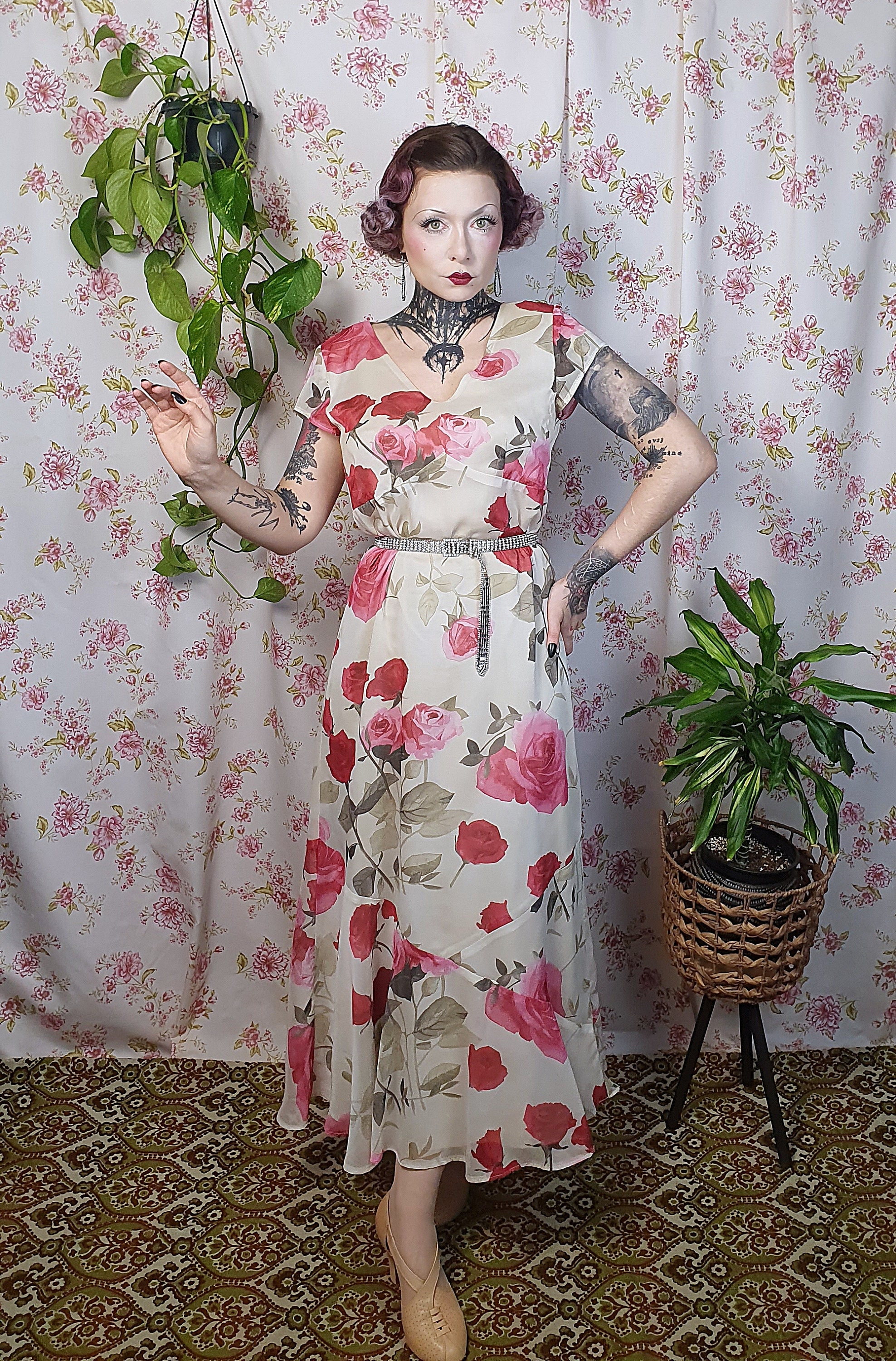 vince pleated dress vintage rose Vince Pleated Satin Long Sleeve Midi Dress Large Vintage Rose $565 NWT
