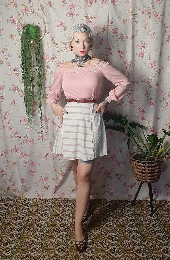 Vintage off-shoulder neckline pastel pink longsle… - image 1