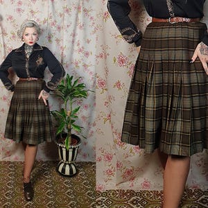 Vintage A Line Pleated Plaid Blue White Thin Wool Blend Schoolgirl 
