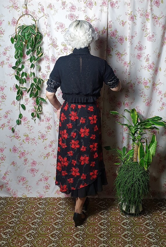 Vintage black red floral print a line midi skirt … - image 7