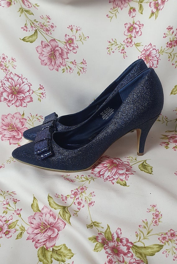 ハンドメイド雑貨 シャビーシック キューブ pumps Blue Glitter Quirky Kitten Bow Pointy 30 Style Pumps - UK6