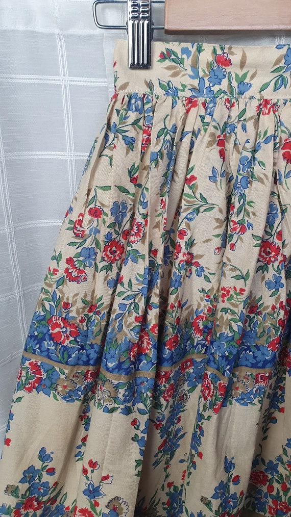 Vintage yellow red blue romantic floral print cot… - image 9