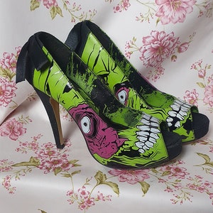 Crazy Rockabilly Pin-up Zombie Print Shoes Zombie Stomper by