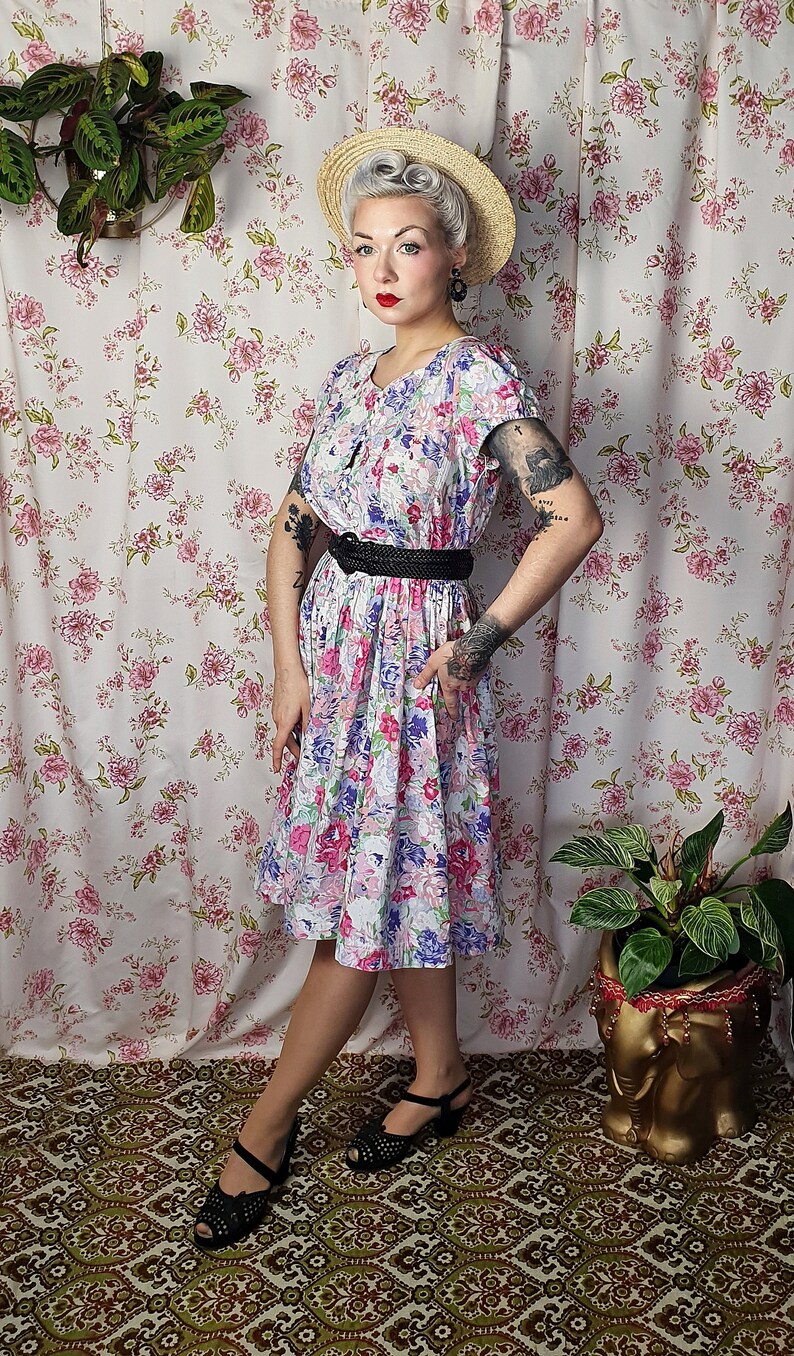 Vintage pastel pink purple romantic shabby floral puffy sleeve swing dress UK 8 12 1940s 1950s style 80s does 40s floral print dress image 6