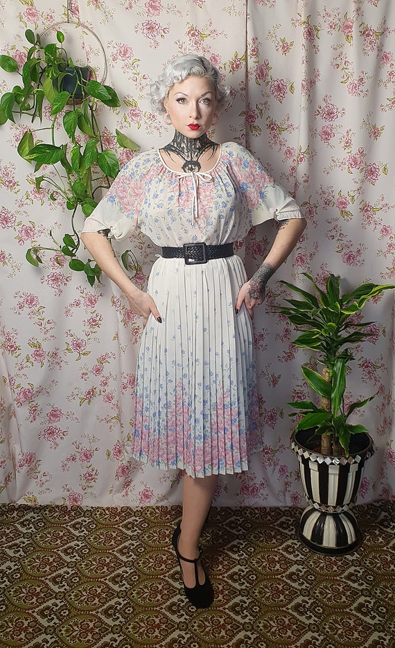 Vintage pastel pink blue white pleated skirt shor… - image 5
