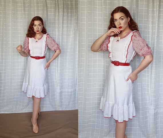 Vintage 1930s 1940s style white pinafore sleeveles