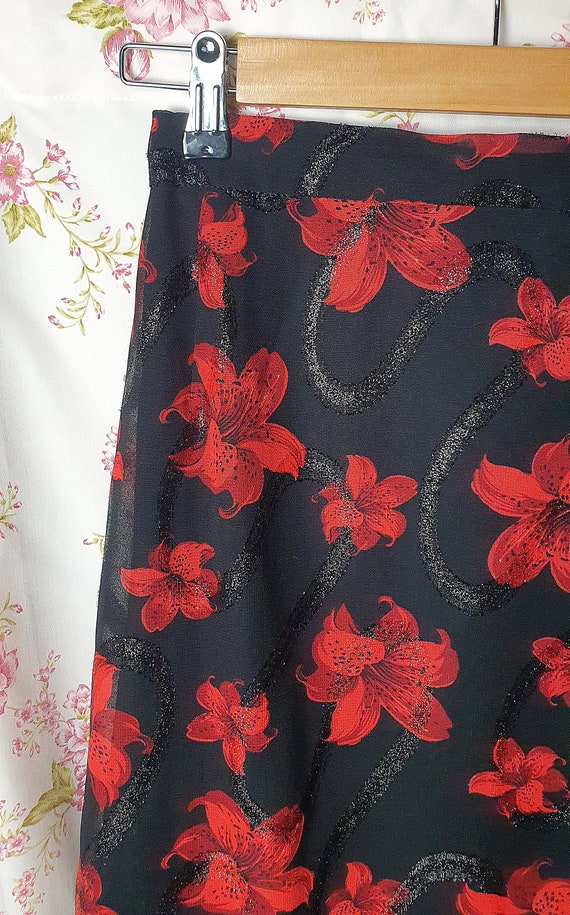 Vintage black red floral print a line midi skirt … - image 9