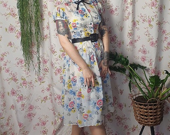 Vintage Sheer White Yellow Red Blue Floral Summer Puffy