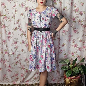 Vintage pastel pink purple romantic shabby floral puffy sleeve swing dress UK 8 12 1940s 1950s style 80s does 40s floral print dress image 3