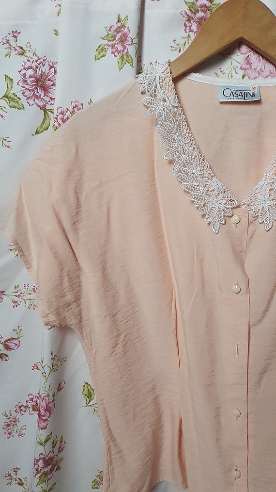 Vintage peach pink white lace floral collar blous… - image 8