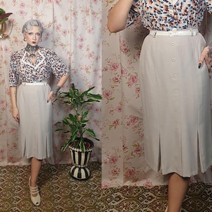 Vintage a line pleated greige suiting style straight skirt- UK 10-12 -  1930s 1940s style - vintage 80s does 40s  pleat skirt
