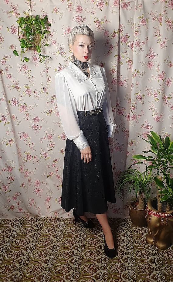 Vintage midi black evening swing skirt with fuzzy… - image 2