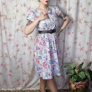 Vintage pastel pink purple romantic shabby floral puffy sleeve swing dress UK 8 12 1940s 1950s style 80s does 40s floral print dress image 2