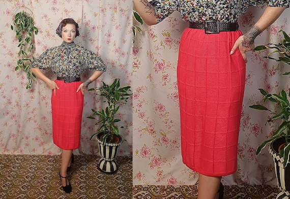 国内で当店のみ PINKSPINK - pentagram fuzzy skirt Five-pointed star mohair knit short top and skirt set – 個性