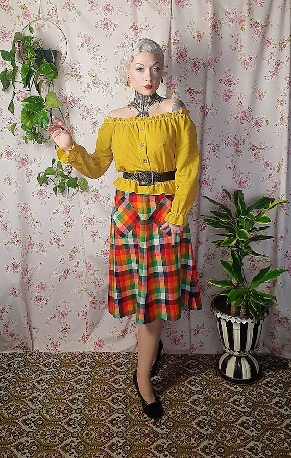 Blusa de estilo campesino amarillo brillante de manga larga con