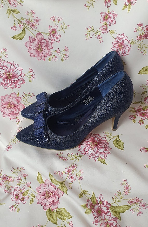 センスのいい お歳暮 Blue Glitter UK6 - Pumps Style 30 Pointy Bow Kitten Quirky アンティーク雑貨