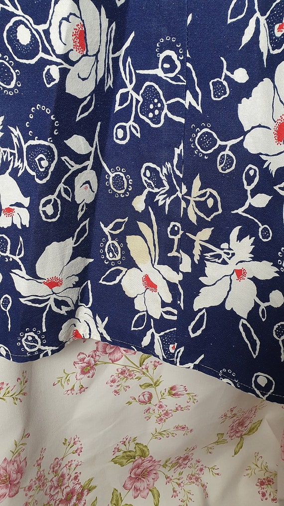 Vintage blue red white floral cotton landgirl swi… - image 10