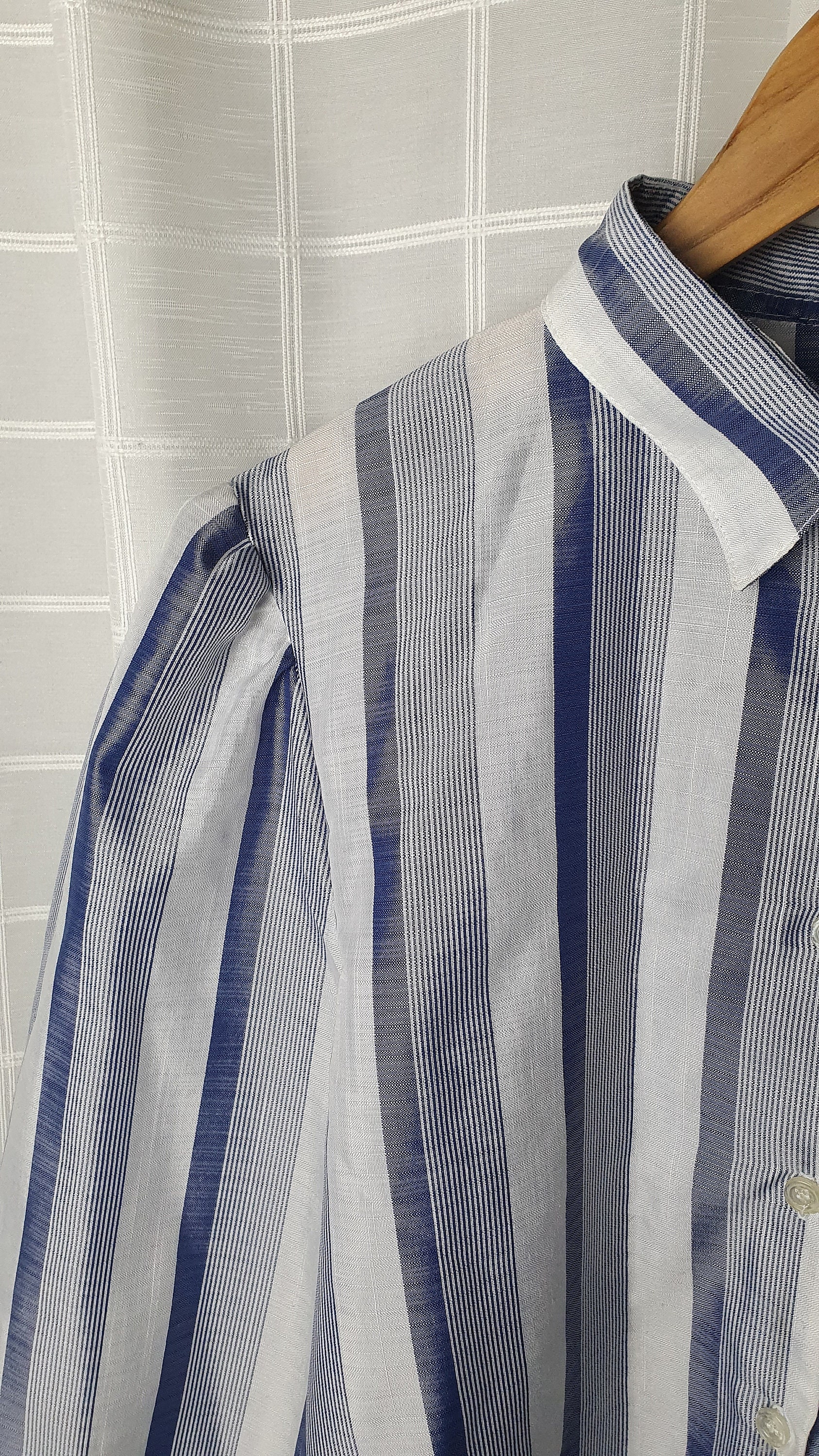 Vintage 1940s 1950s style striped pattern white blue wide | Etsy