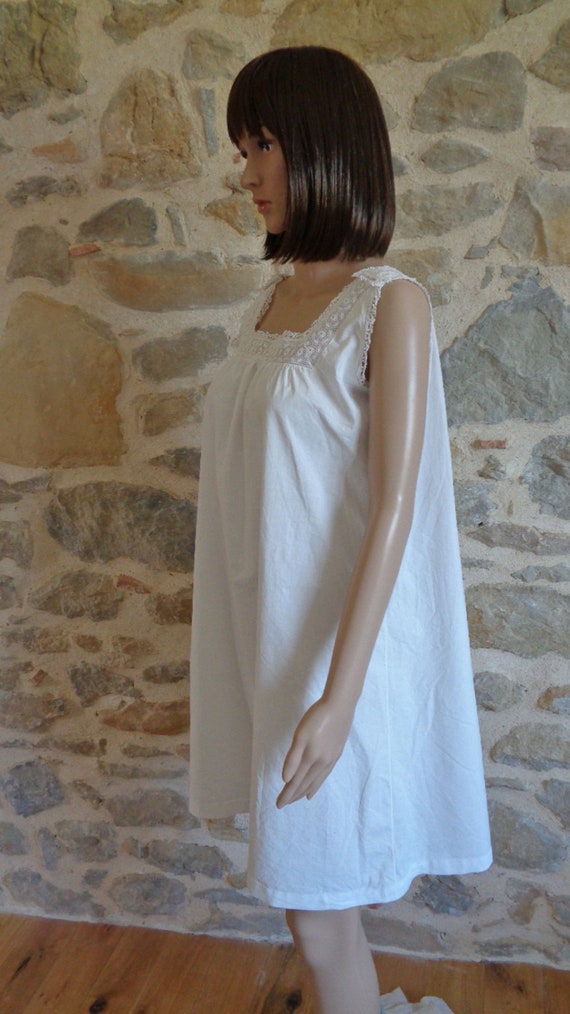 Antique French nightdress with beautiful lace top… - image 3