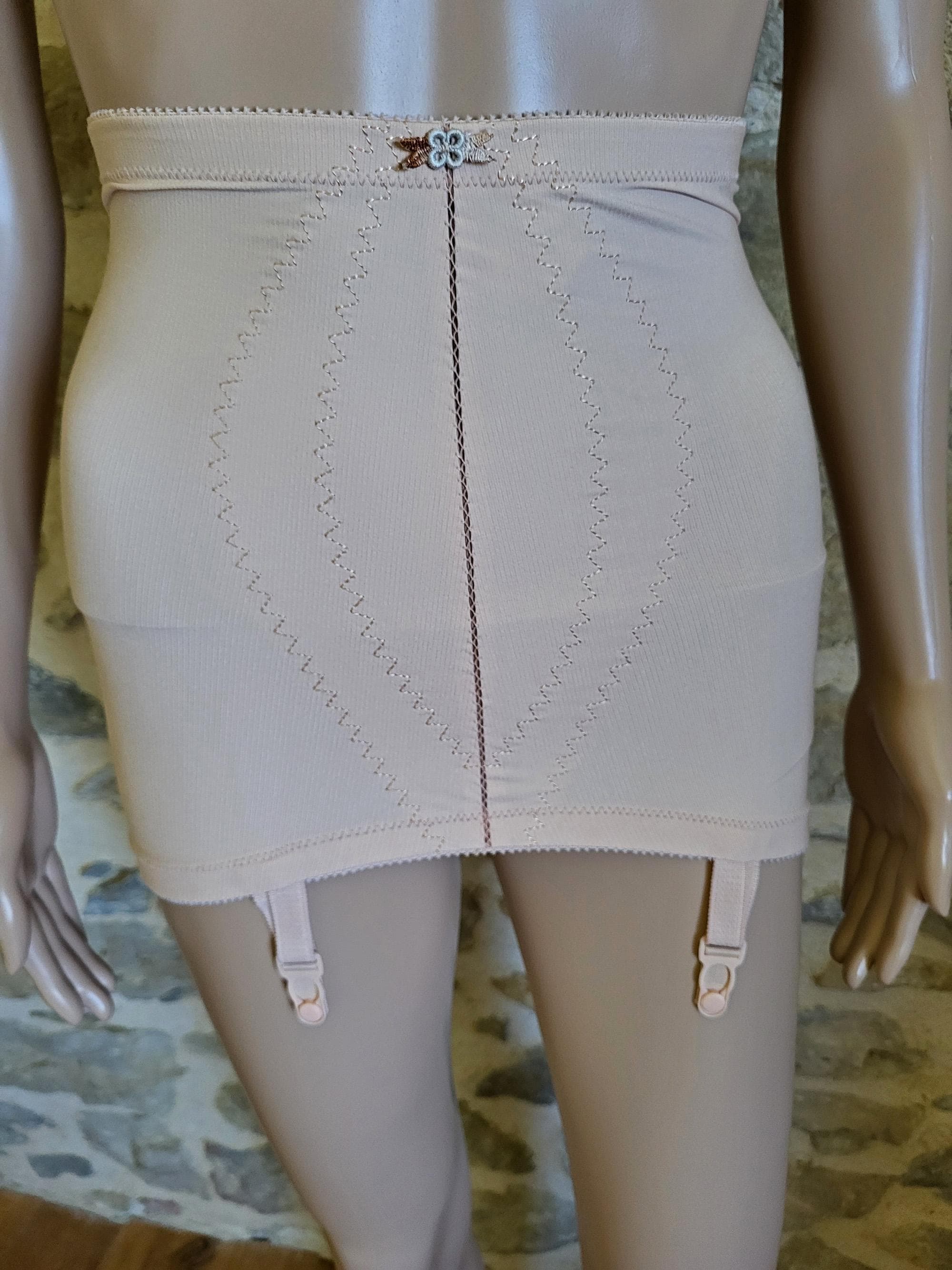 Gaine Playtex, gainant vintage avec jarretelles France