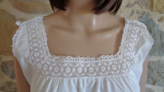 Antique French nightdress with beautiful lace top… - image 2