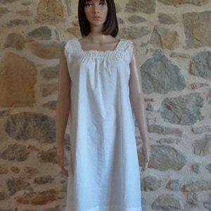 Antique French nightdress with beautiful lace top, handmade trousseau white cotton nightie, 43 inch bust