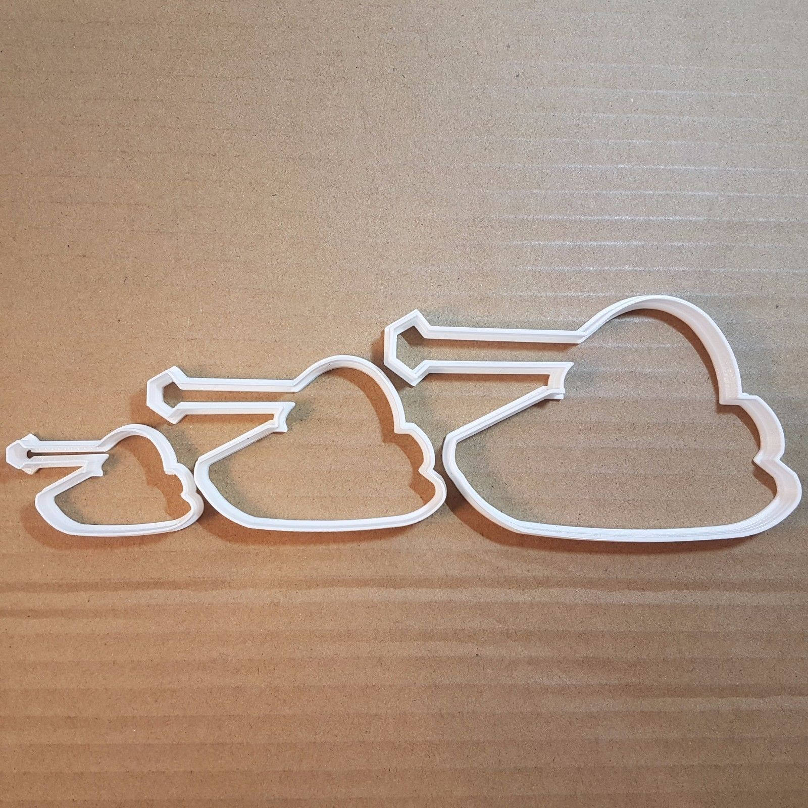 Tank Army Military APC Shape Cookie Cutter Dough Biscuit Pastry Fondant Sharp