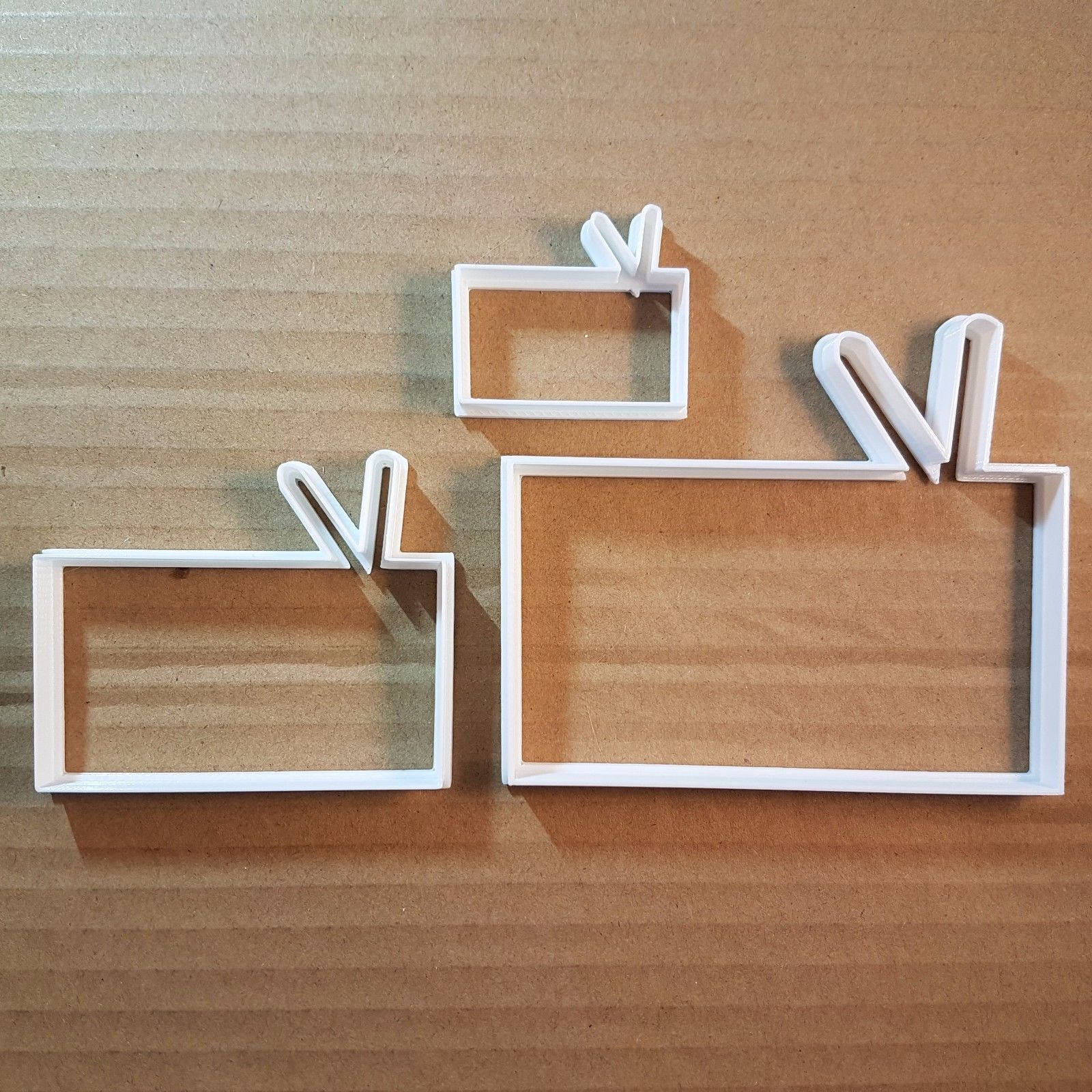 Radio Tape Retro TV Music Shape Cookie Cutter Dough Biscuit Pastry Fondant Sharp