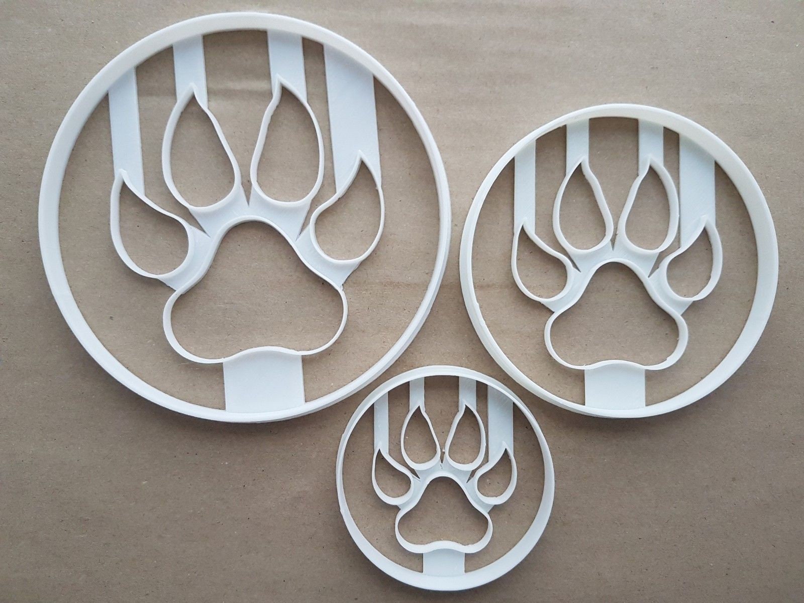 Lion Paw Print Foot Tiger Shape Cookie Cutter Dough Biscuit Pastry Fondant Sharp