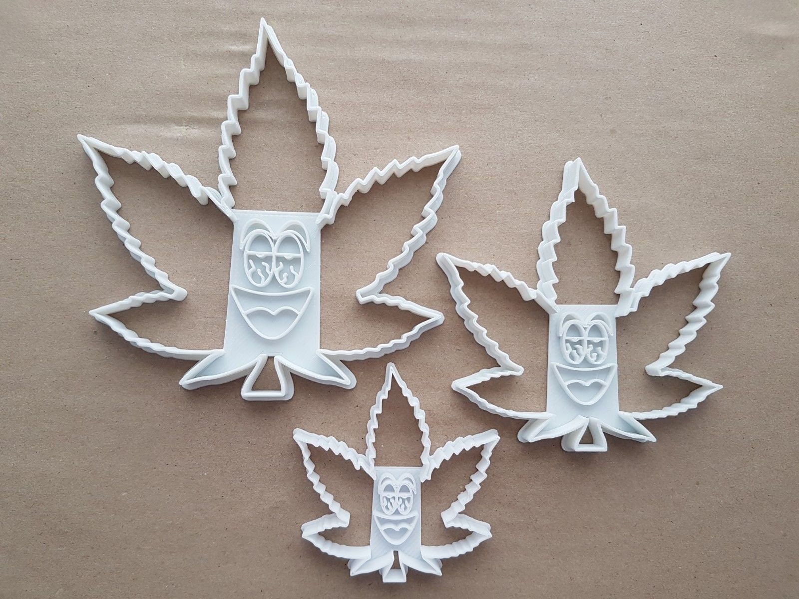 Cannabis Leaf Ganja High Shape Cookie Cutter Dough Biscuit Pastry Fondant Sharp