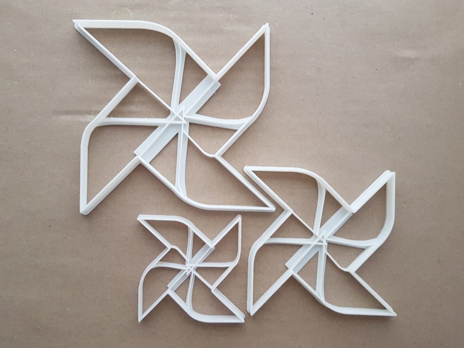 Pinwheel Catherine Wind Toy Shape Cookie Cutter Dough Biscuit Fondant Sharp Pin