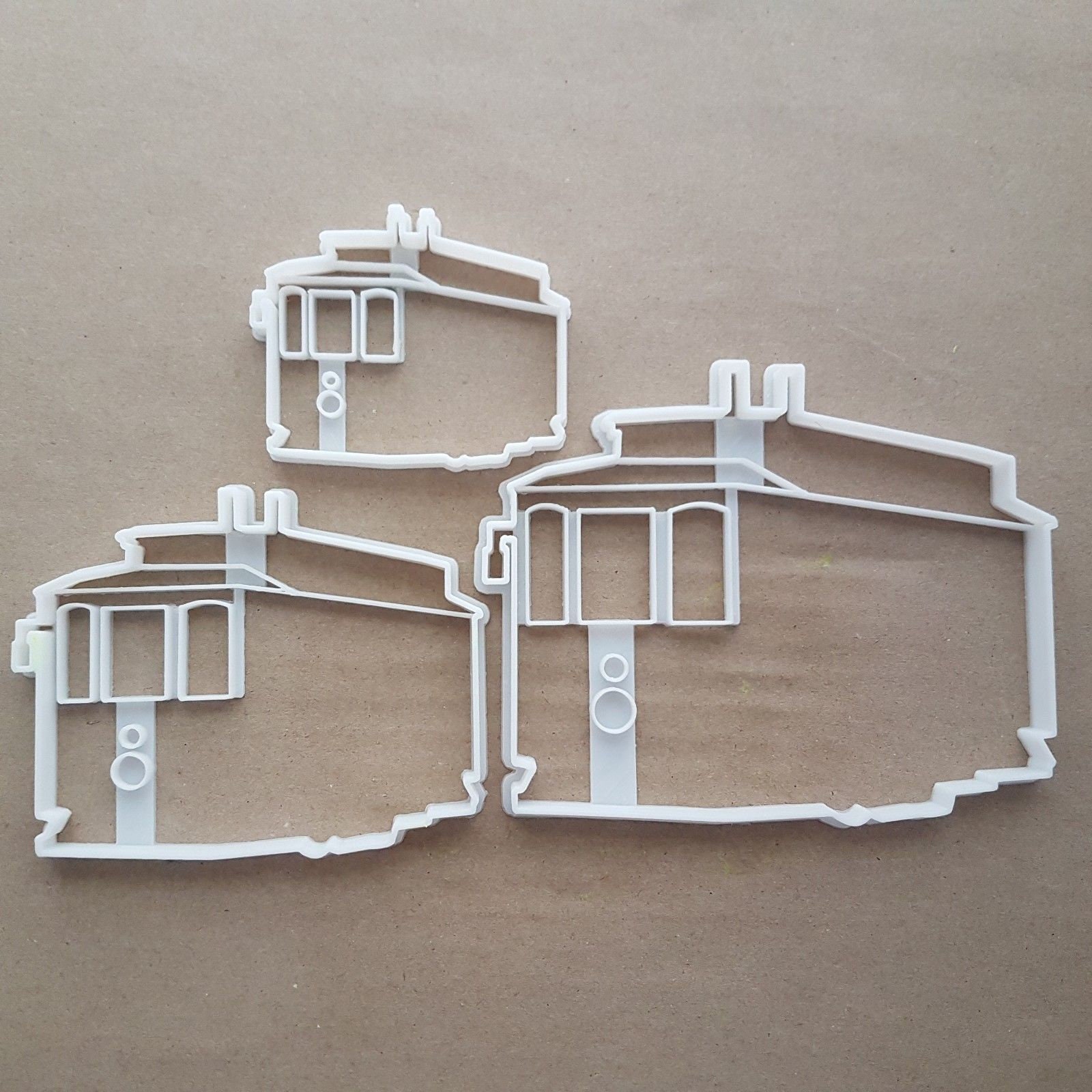 Tram Train Trolley Rail Shape Cookie Cutter Dough Biscuit Pastry Fondant Sharp