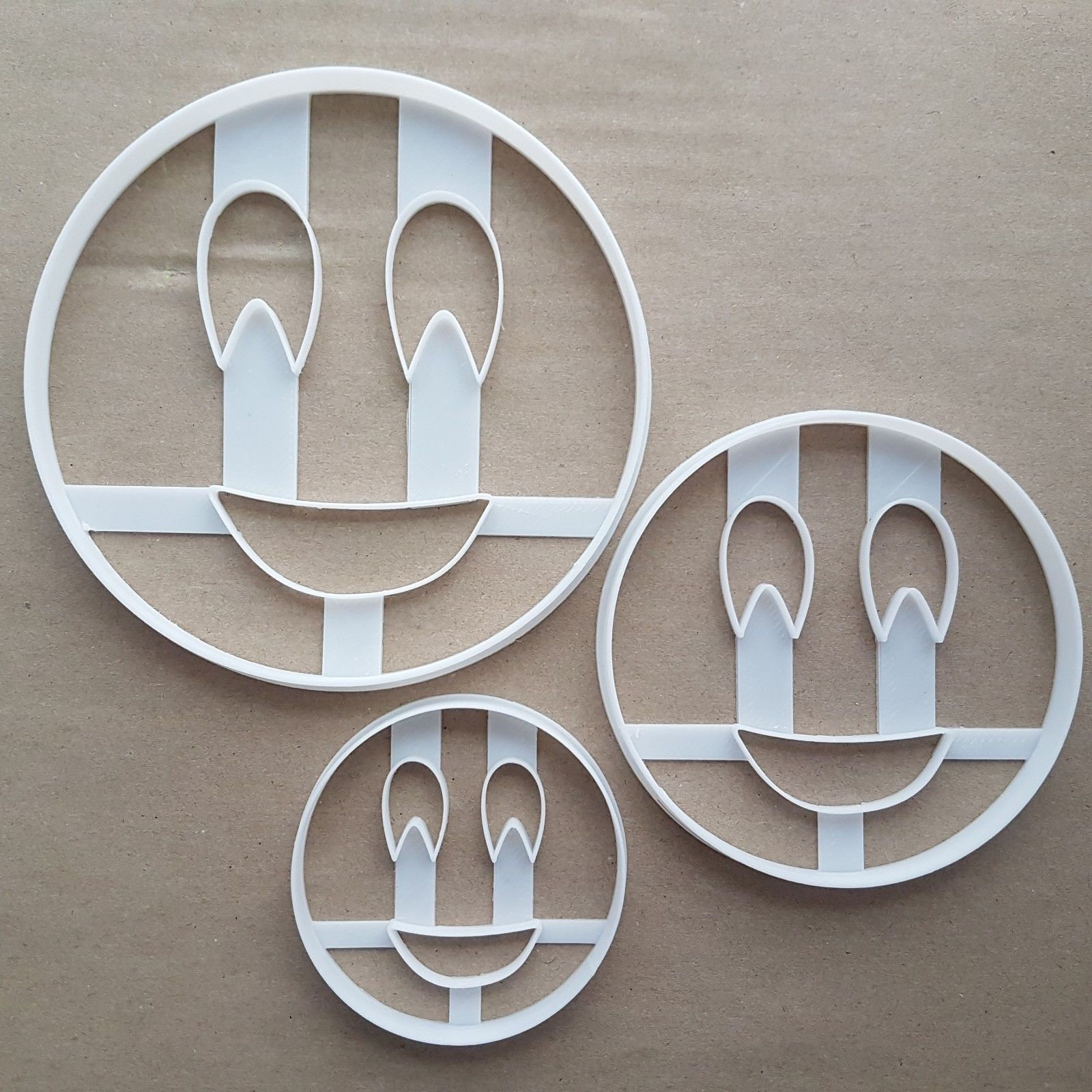 Emoji Smile Happy Face Shape Cookie Cutter Dough Biscuit Pastry Fondant Sharp