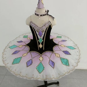 Harlequinade - 02